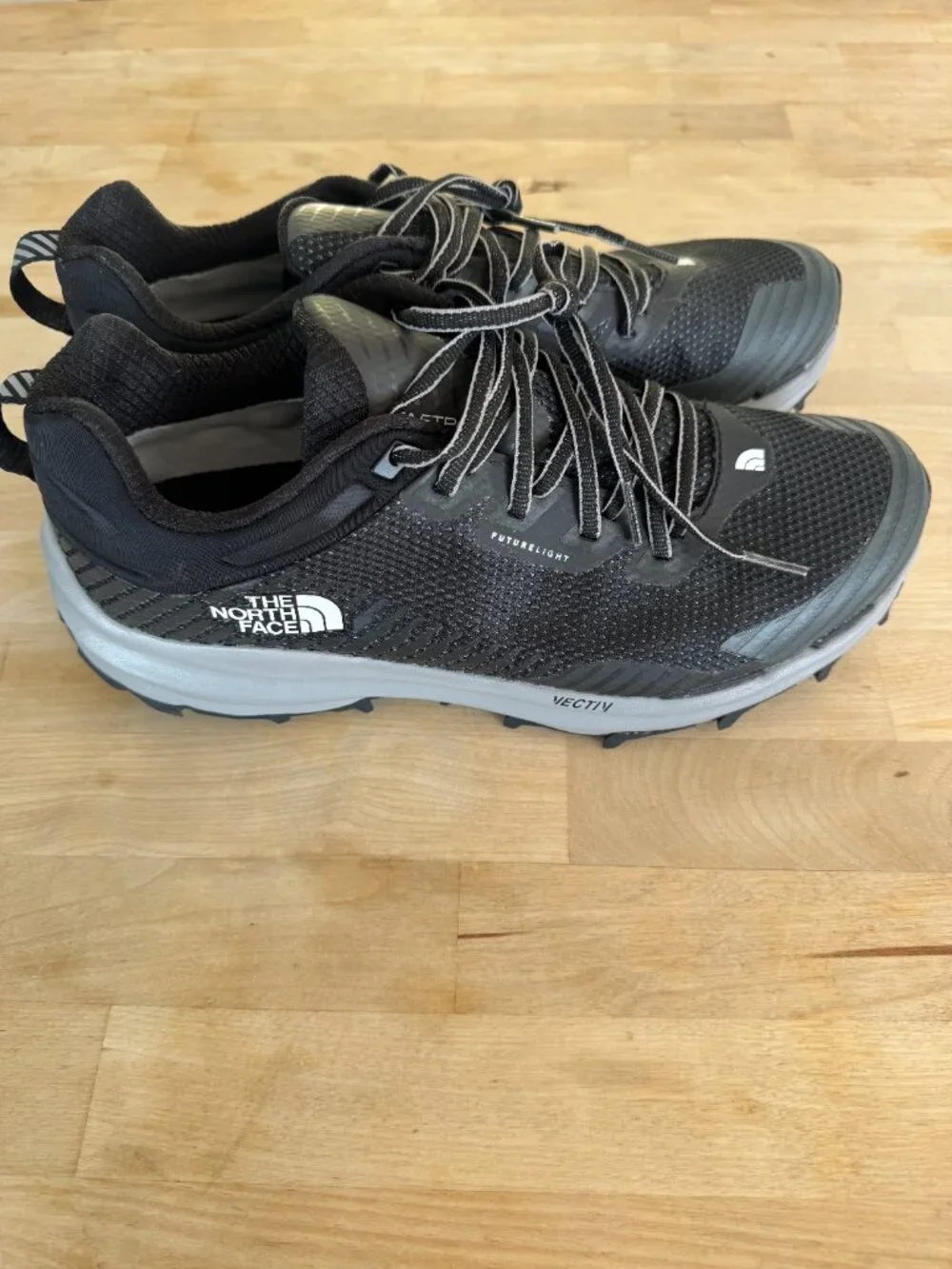 The North Face Men's VECTIV Fastpack FUTURELIGHT Hiking Shoes size 10.5